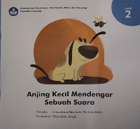 Image of ANJING KECIL MENDENGAR SEBUAH SUARA